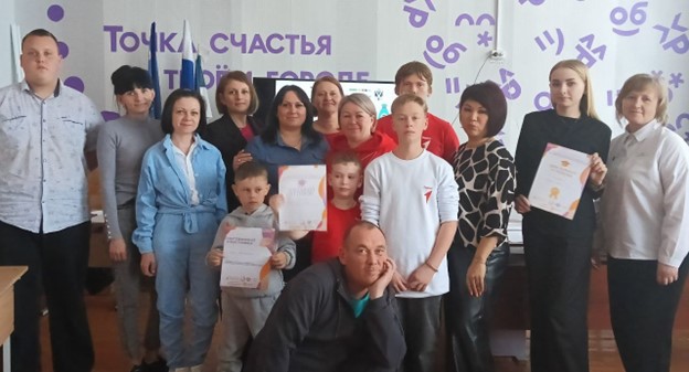 Финансовая грамотность. Семейный фестиваль.22 мая состоялся муниципальный этап 2го Всероссийского семейного фестиваля сбережений и инвестиций. Пионерская СОШ приняла активное участие и заняла 1 место.